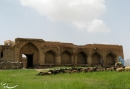 ورودی یکی از 999 کاروانسرای شاه عباس در روستای ورده ساوه