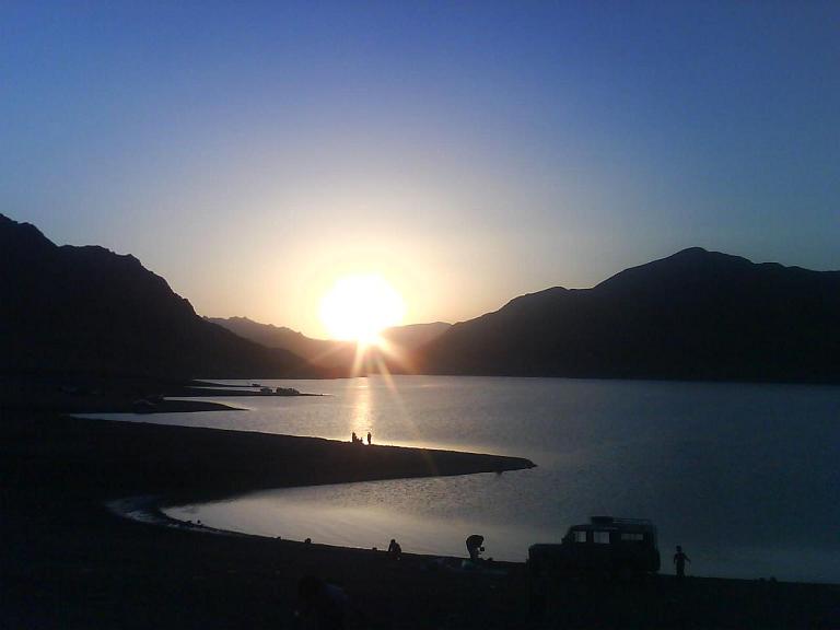 غروب قشنگ و غم انگيز سد ساوه