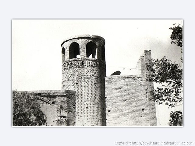 عکسي بسيار قديمي از مناره و مسجد ميدان ساوه
