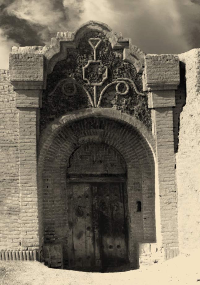 سر در یکی از خانه های قدیمی ساوه